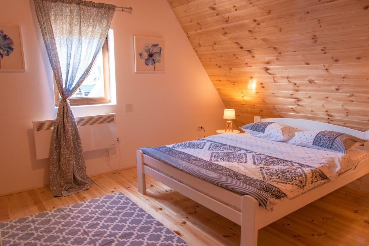 Wood Inn 자블야크 외부 사진