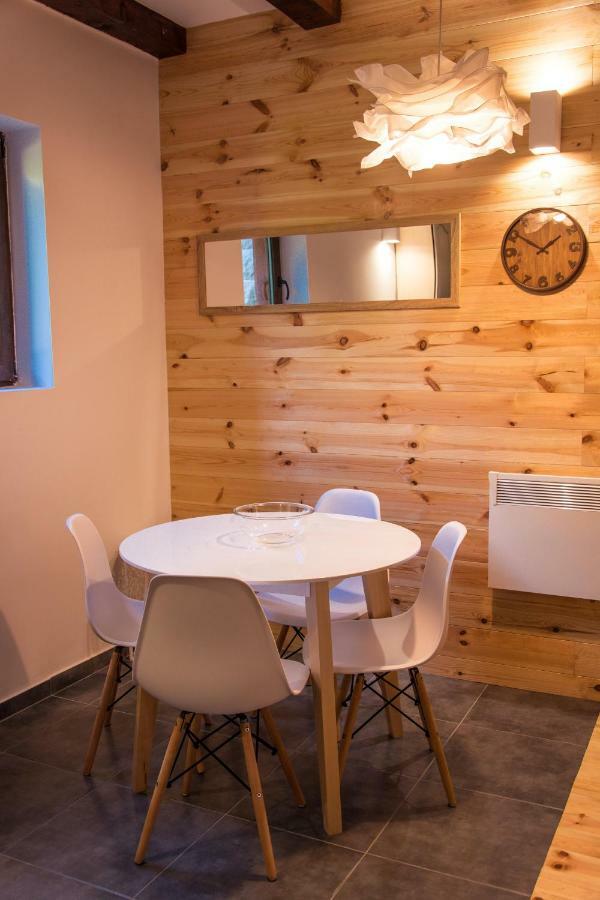Wood Inn 자블야크 외부 사진